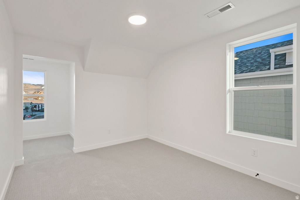 7043 W LAKE AVE South Jordan, UT 84009