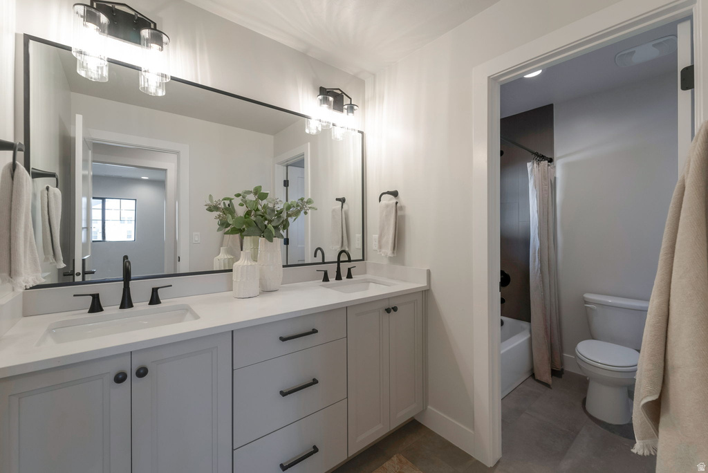 949 S LOUISA DR Saratoga Springs, UT 84045