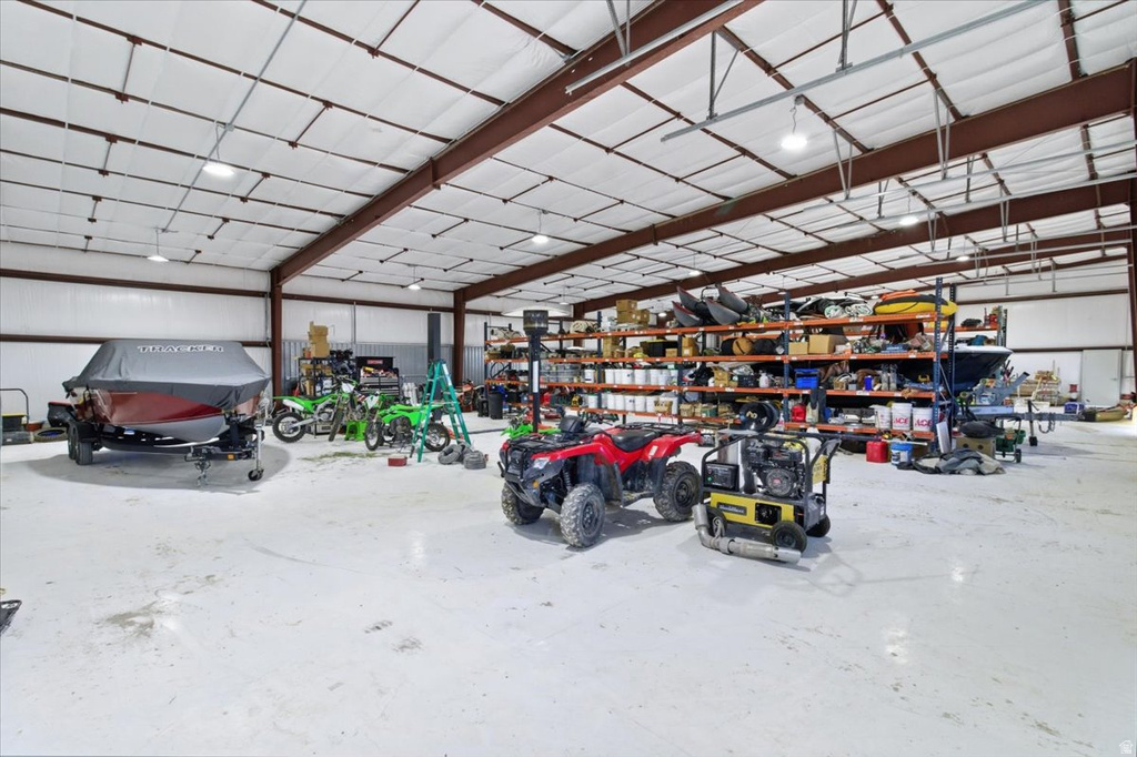 302  RESOVOIR RD Wales, UT 84667