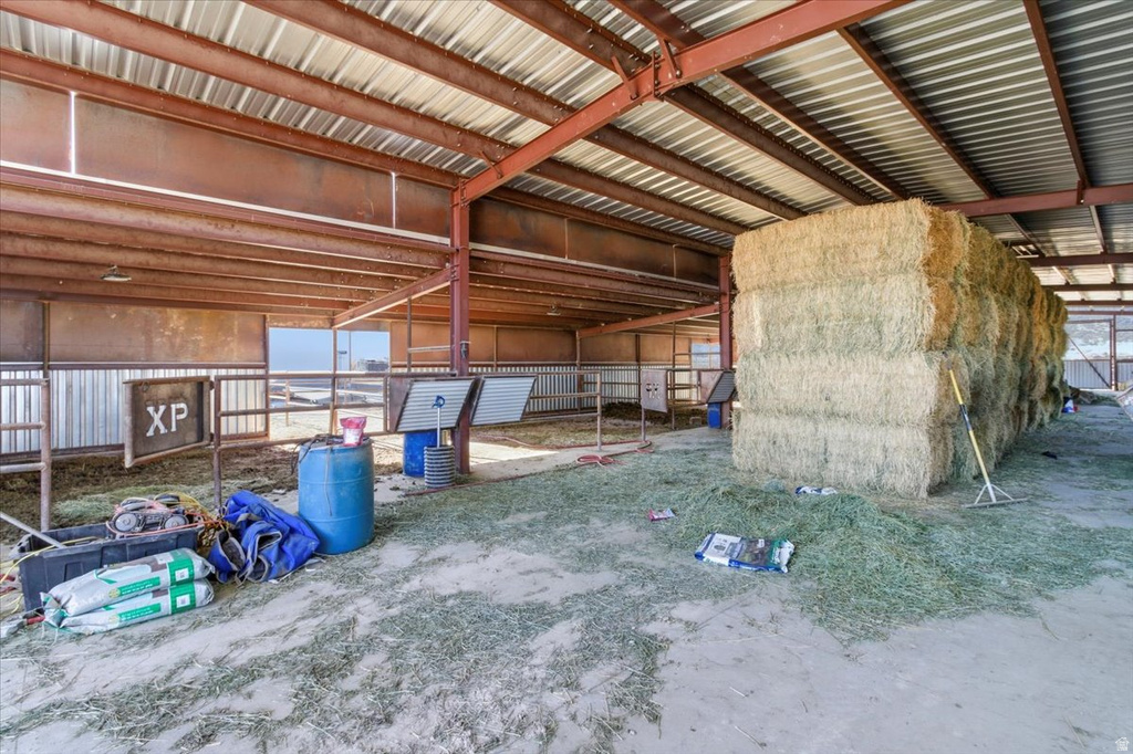 302  RESOVOIR RD Wales, UT 84667