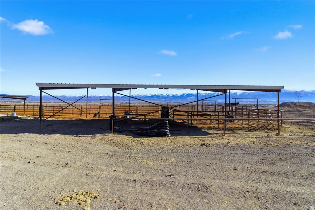 302  RESOVOIR RD Wales, UT 84667