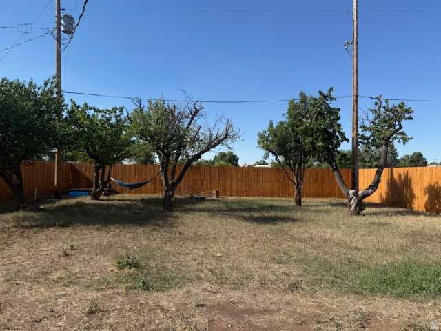 280 W URANIUM DR Monticello, UT 84535