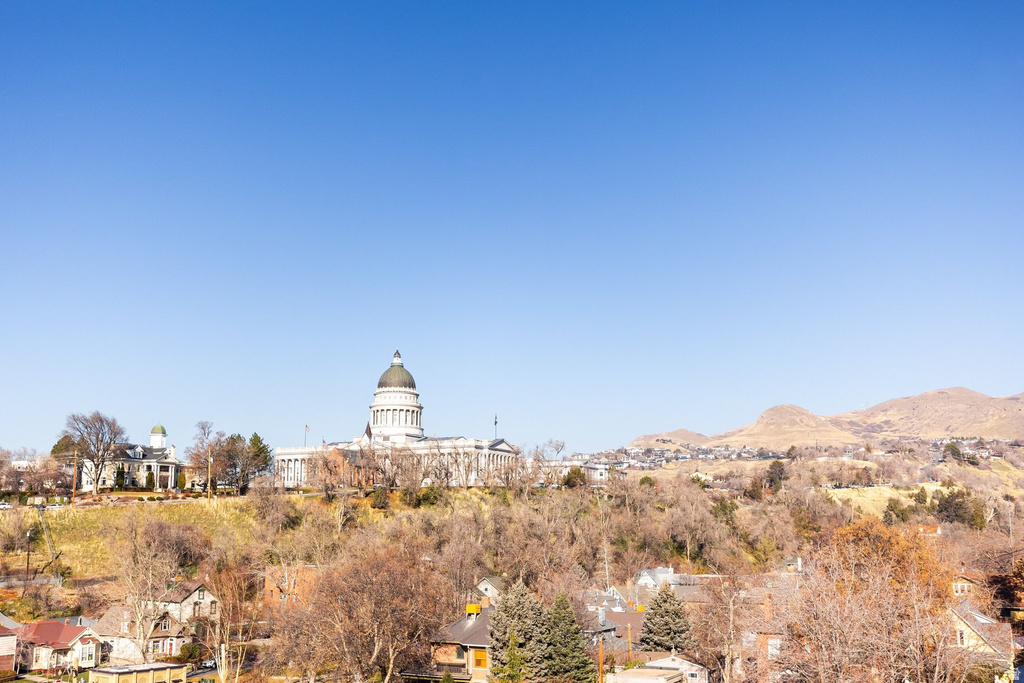 171 E 3RD AVE #702 Salt Lake City, UT 84103