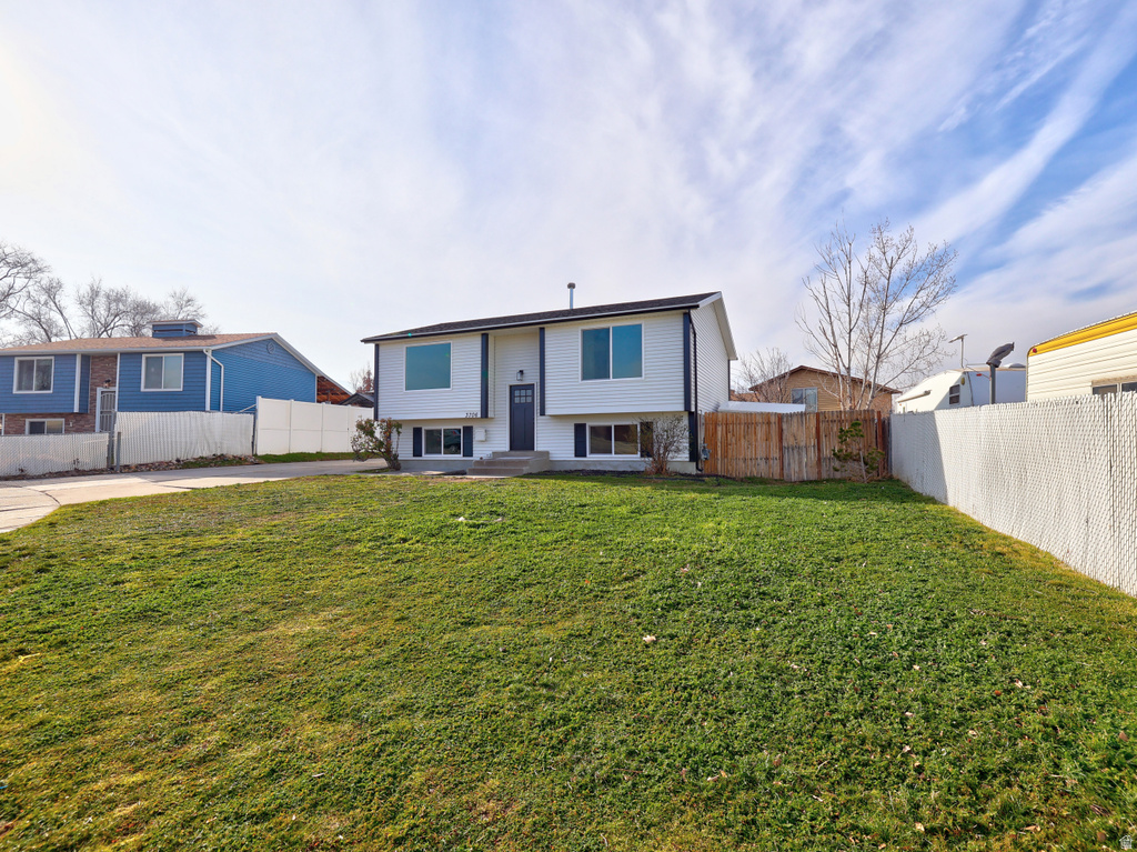 3706 S BUCKEROO CIR Magna, UT 84044