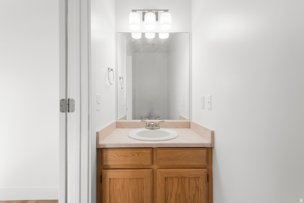 8246 S CREEKWOOD CIR West Jordan, UT 84088