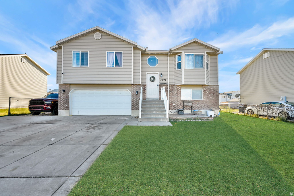 3793 W 4475 S West Haven, UT 84401