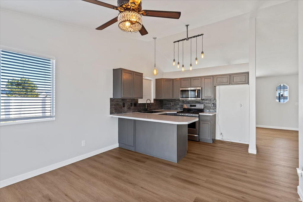 4240 W 5300 S Roy, UT 84067