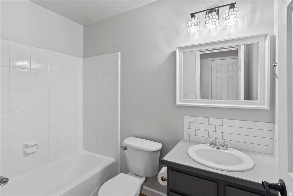 4240 W 5300 S Roy, UT 84067