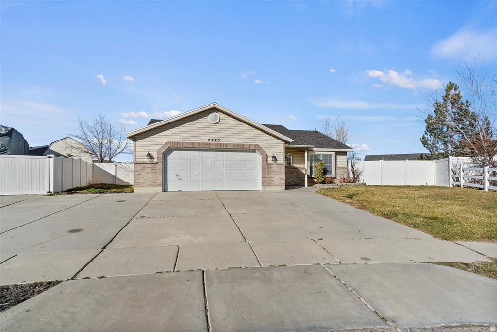 4240 W 5300 S Roy, UT 84067