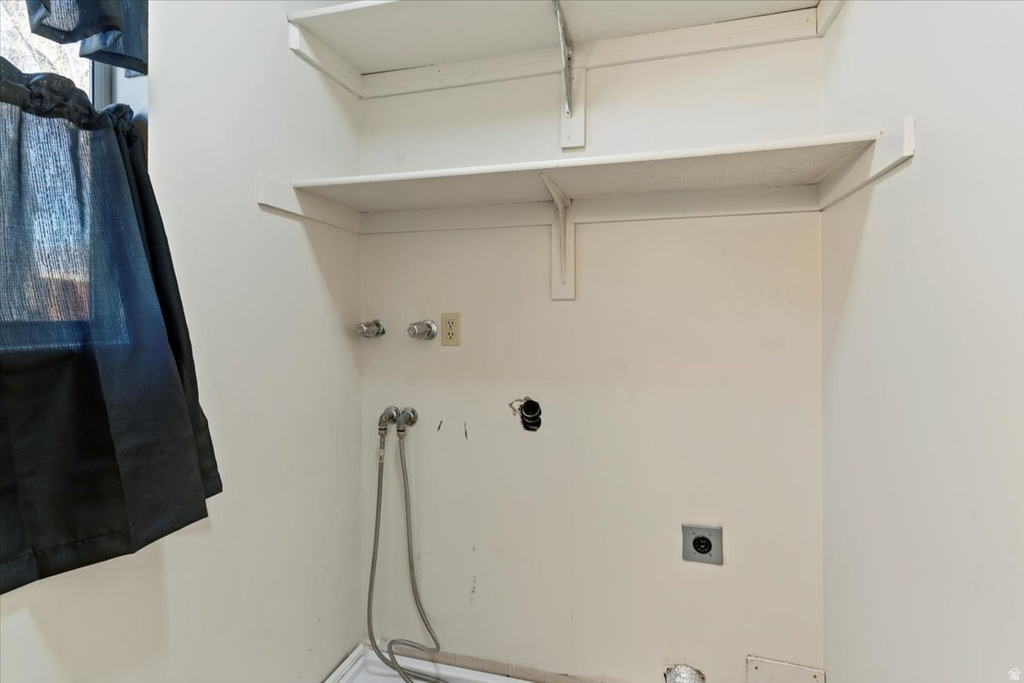 256 E 425 S Kaysville, UT 84037