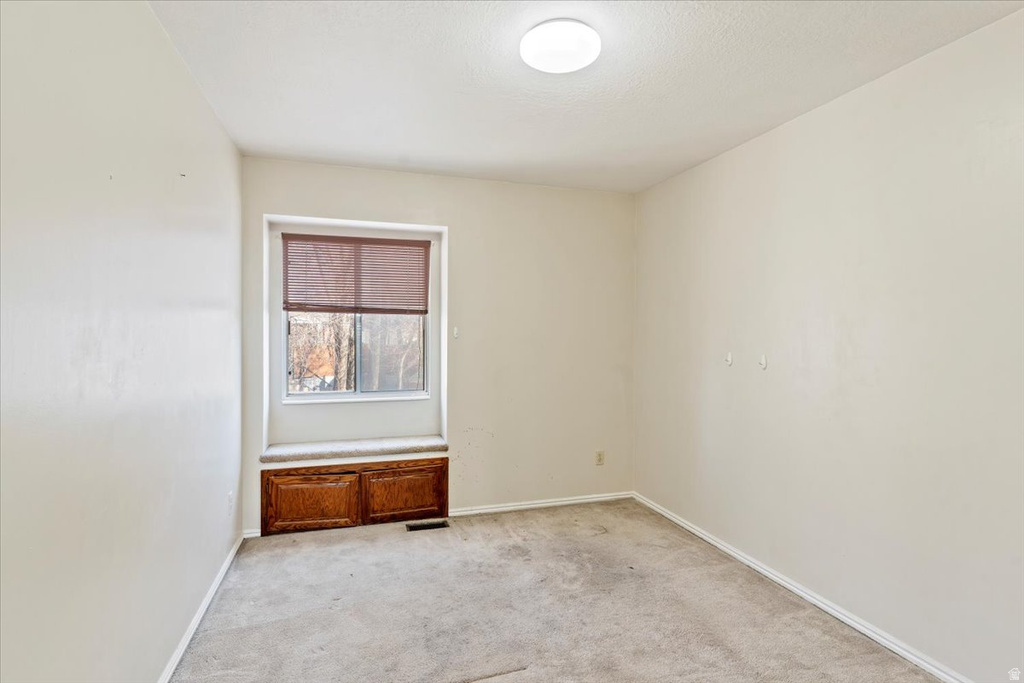 256 E 425 S Kaysville, UT 84037