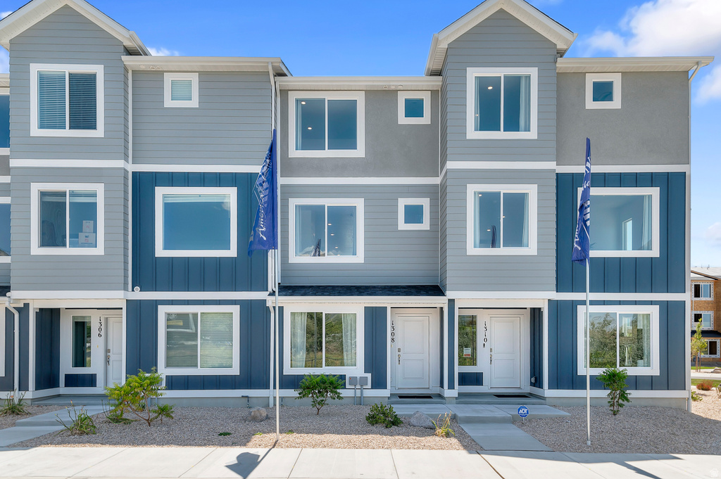 328 E 1275 N #120 Harrisville, UT 84404