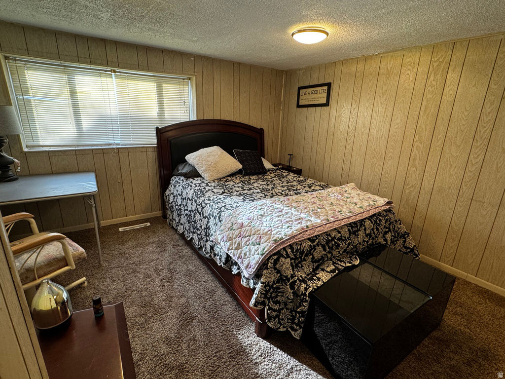 330 S 100 E Tooele, UT 84074