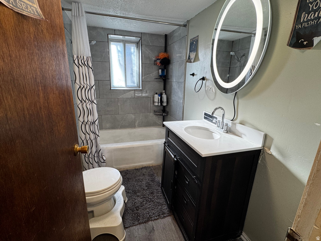 330 S 100 E Tooele, UT 84074