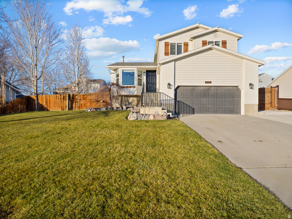548 W 2325 N Lehi, UT 84043