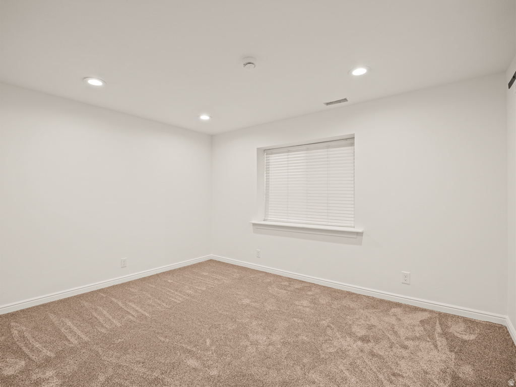 548 W 2325 N Lehi, UT 84043