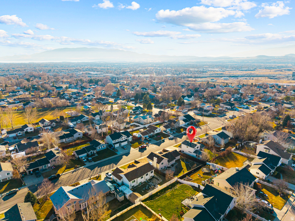 548 W 2325 N Lehi, UT 84043