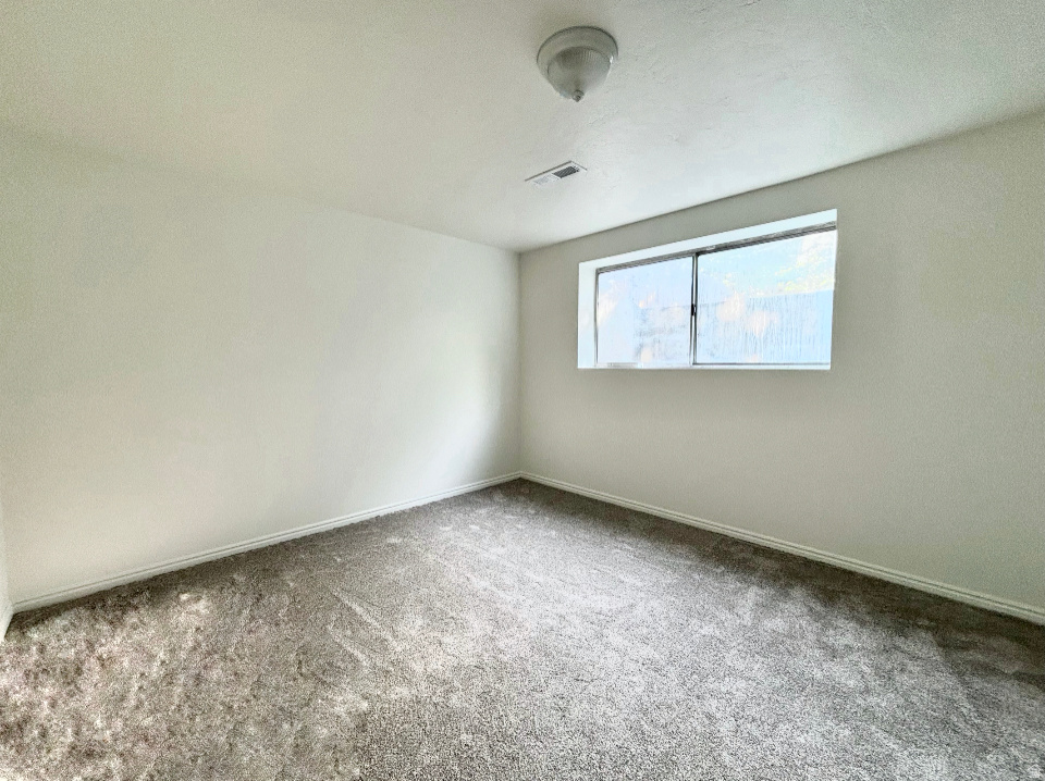 7692 S CHAD ST Midvale, UT 84047