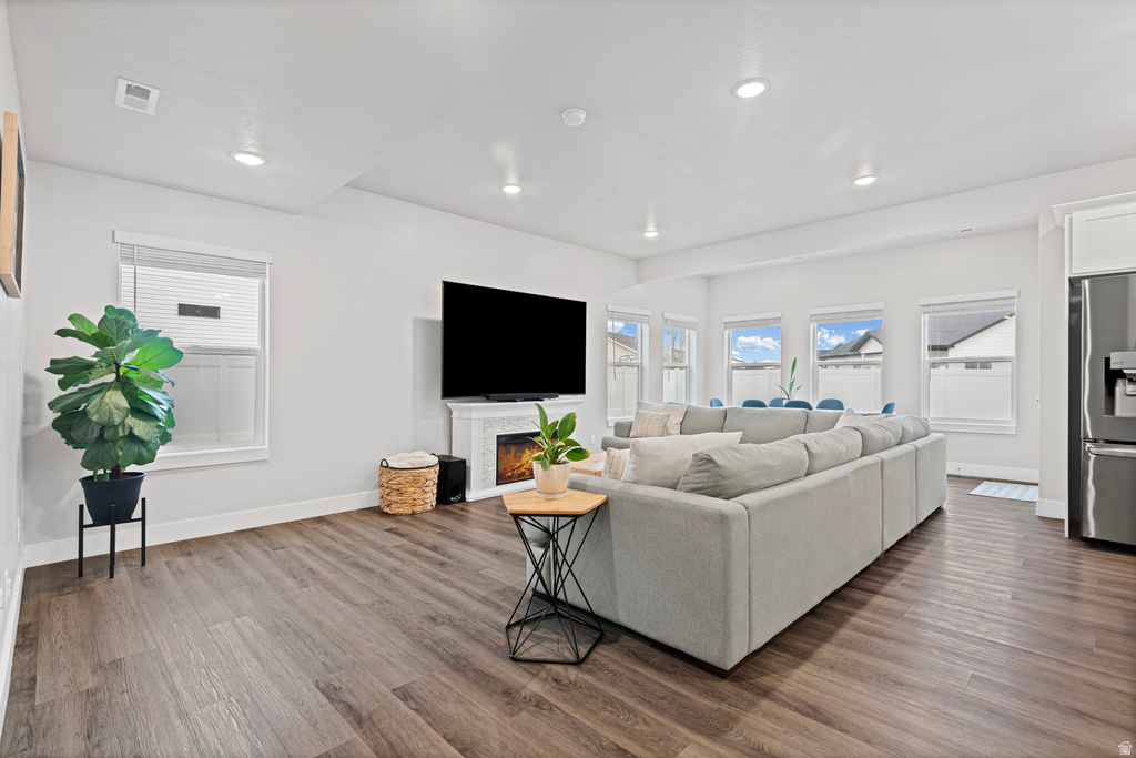 3343 W 3150 N Plain City, UT 84404