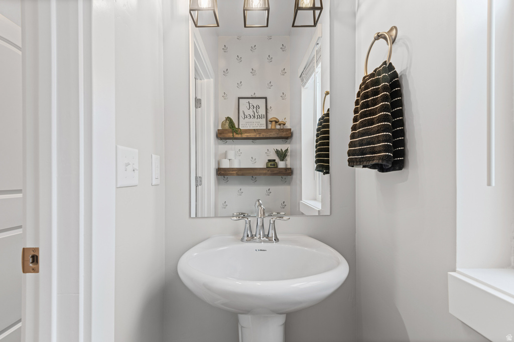 3343 W 3150 N Plain City, UT 84404