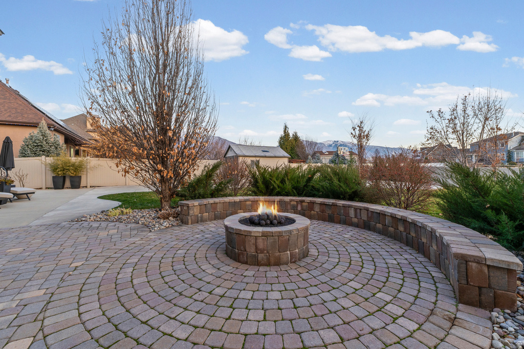 375 W PADDOCK LN Kaysville, UT 84037