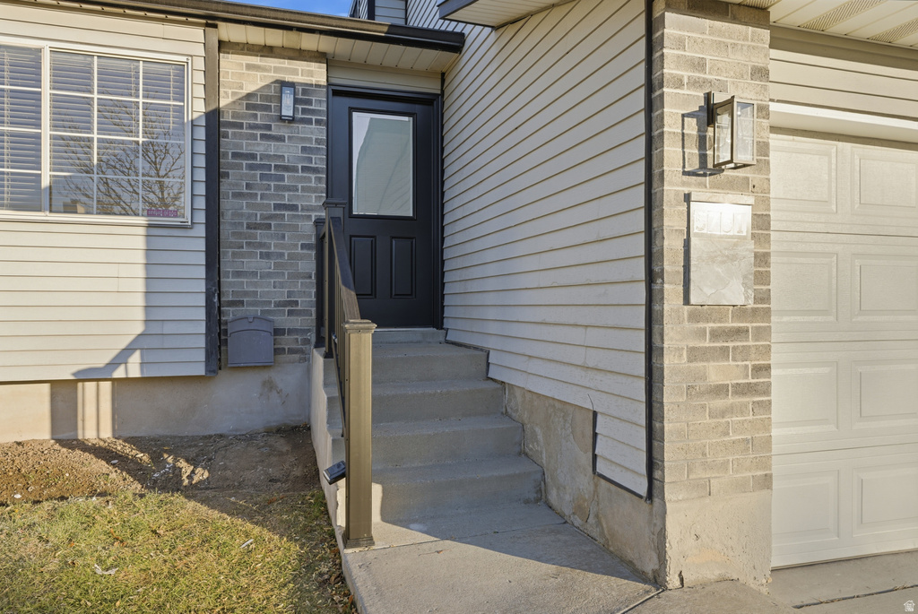 5751 S DYNASTY OAKS CIR Taylorsville, UT 84118