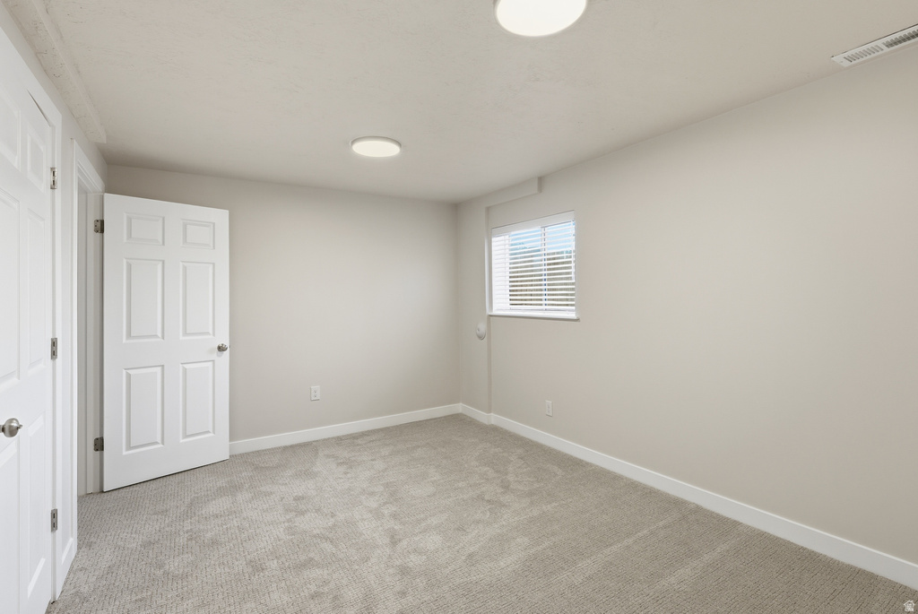 5751 S DYNASTY OAKS CIR Taylorsville, UT 84118