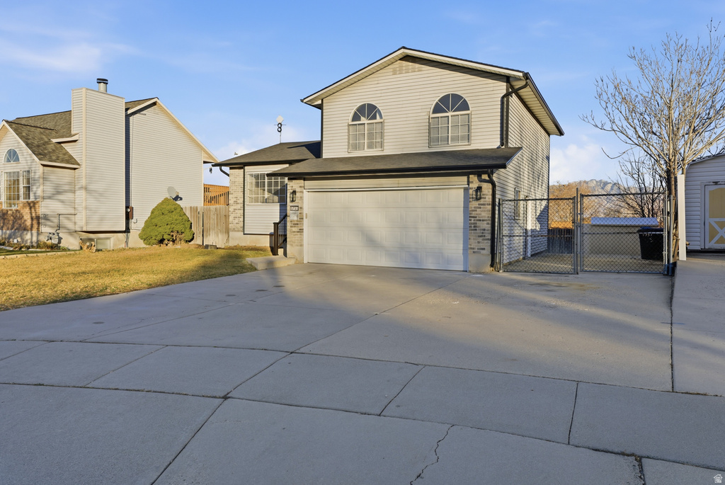 5751 S DYNASTY OAKS CIR Taylorsville, UT 84118