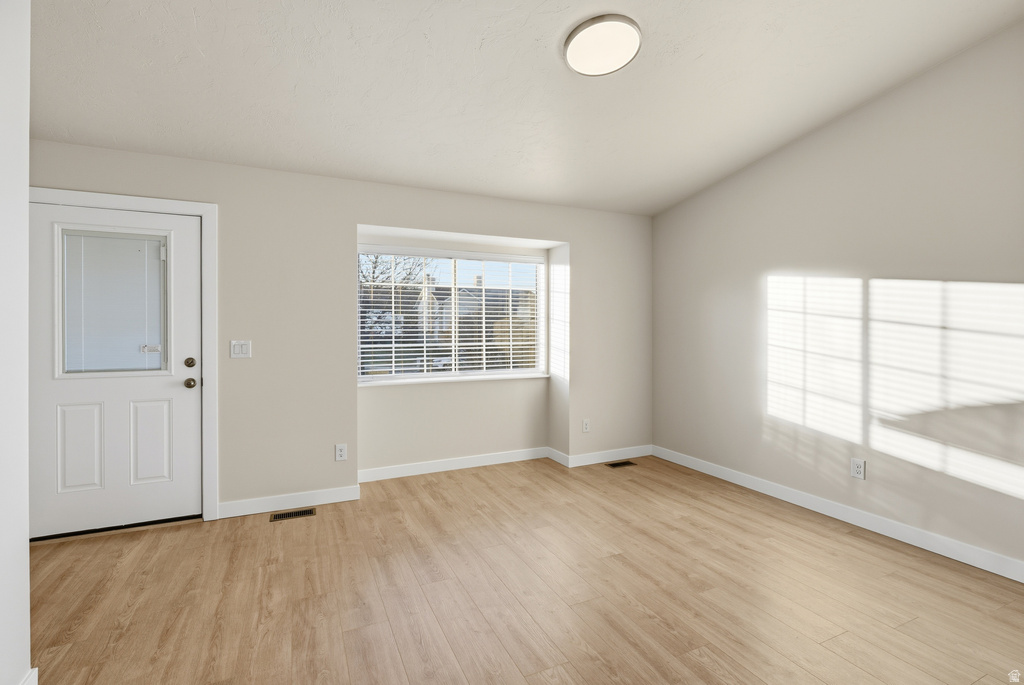 5751 S DYNASTY OAKS CIR Taylorsville, UT 84118