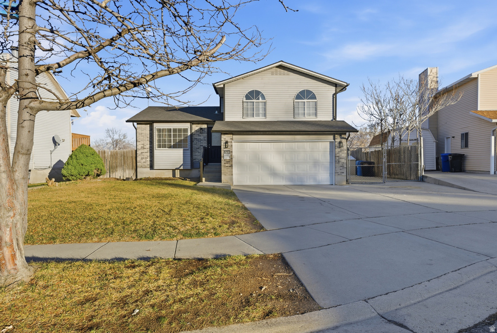 5751 S DYNASTY OAKS CIR Taylorsville, UT 84118