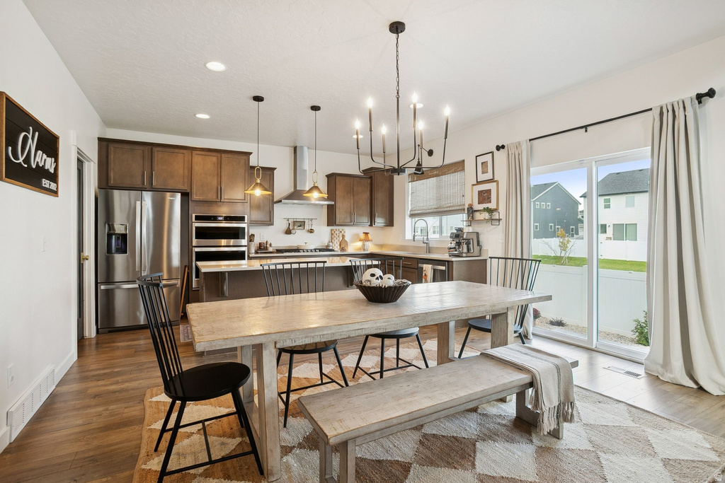 5084 N ESPALIER DR Eagle Mountain, UT 84005