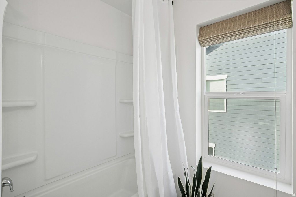 5084 N ESPALIER DR Eagle Mountain, UT 84005