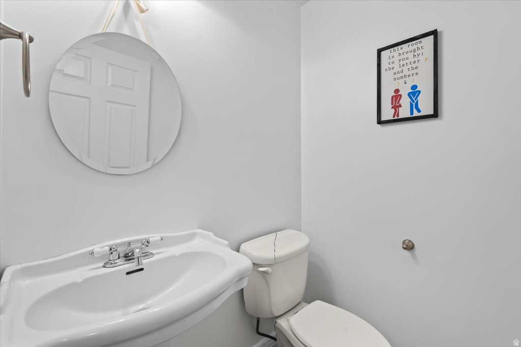 1132 N 780 W Clinton, UT 84015