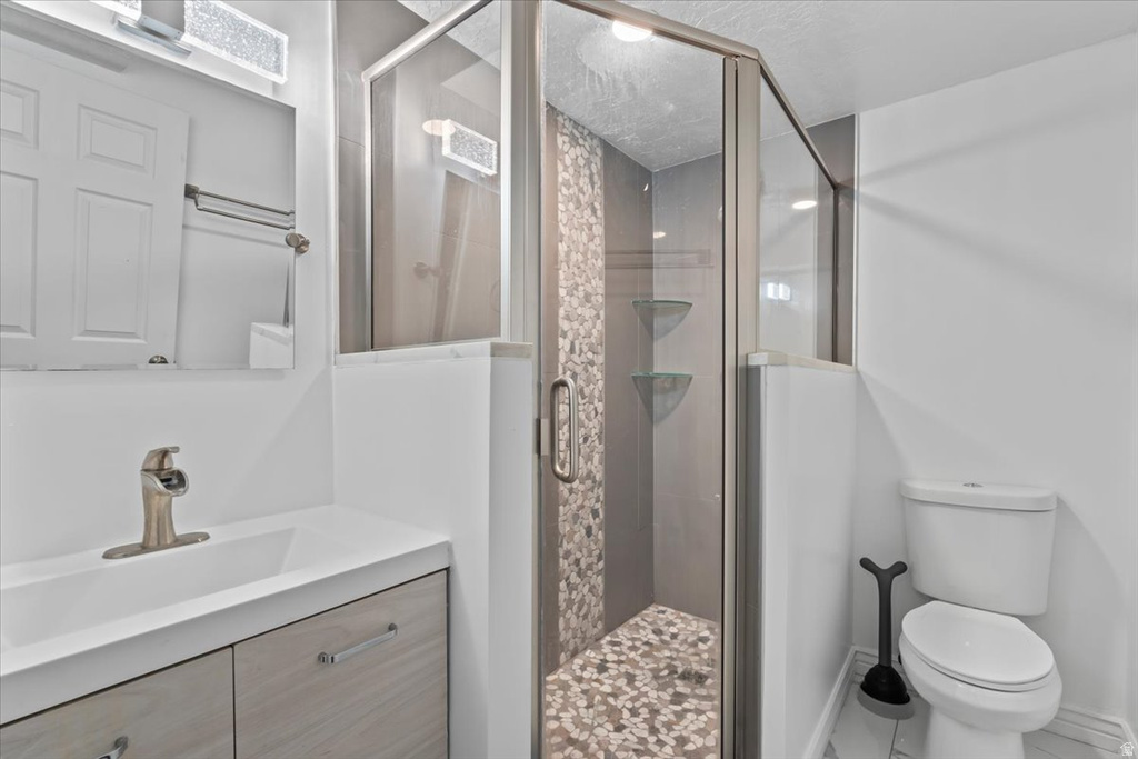 1132 N 780 W Clinton, UT 84015