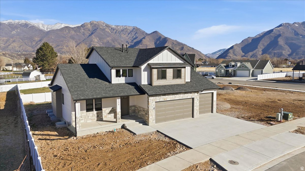 1048 E LESTER DR South Weber, UT 84405