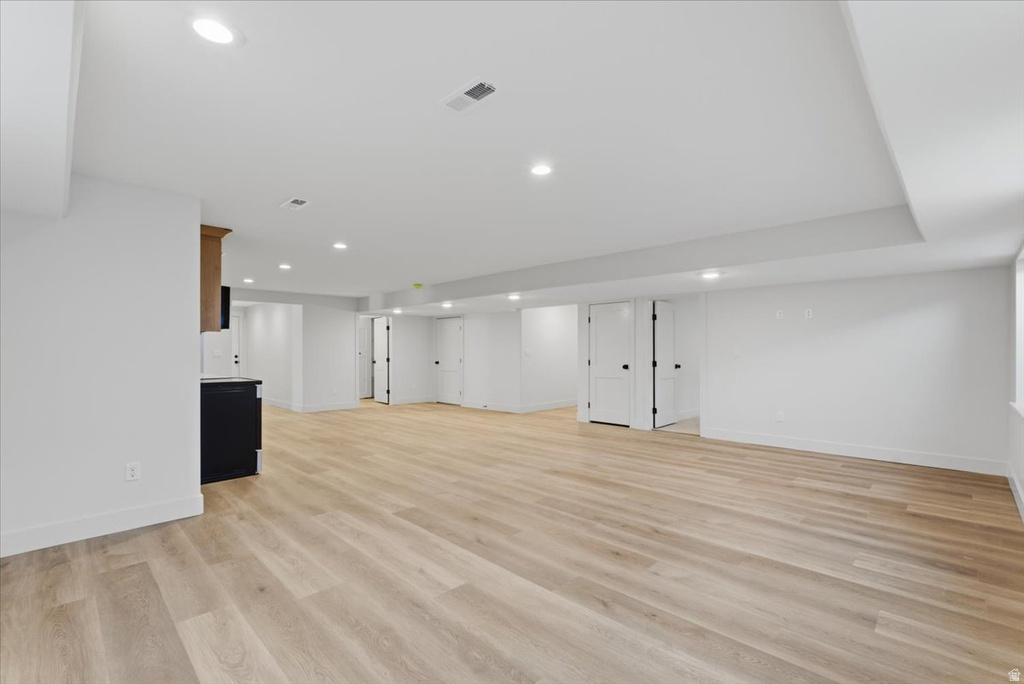 1048 E LESTER DR South Weber, UT 84405