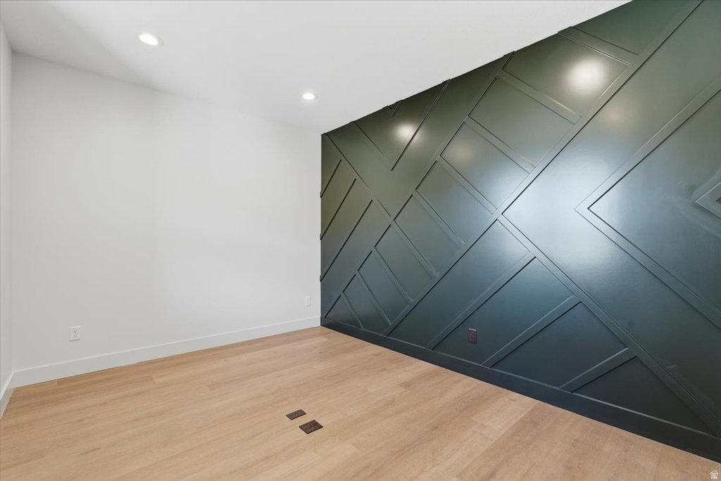 1048 E LESTER DR South Weber, UT 84405