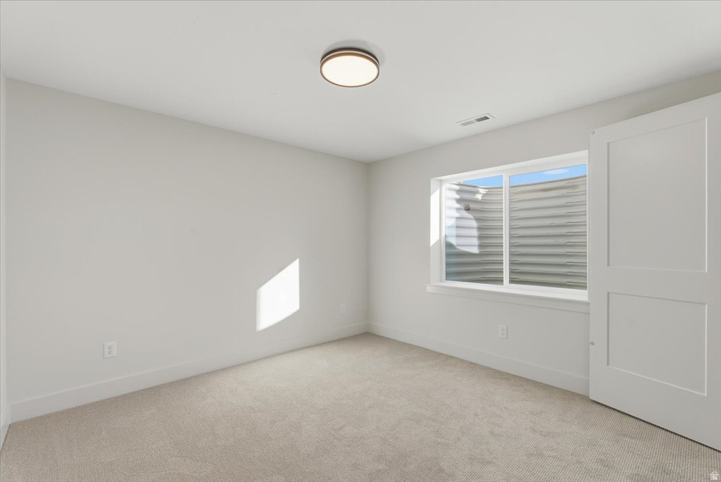 1048 E LESTER DR South Weber, UT 84405