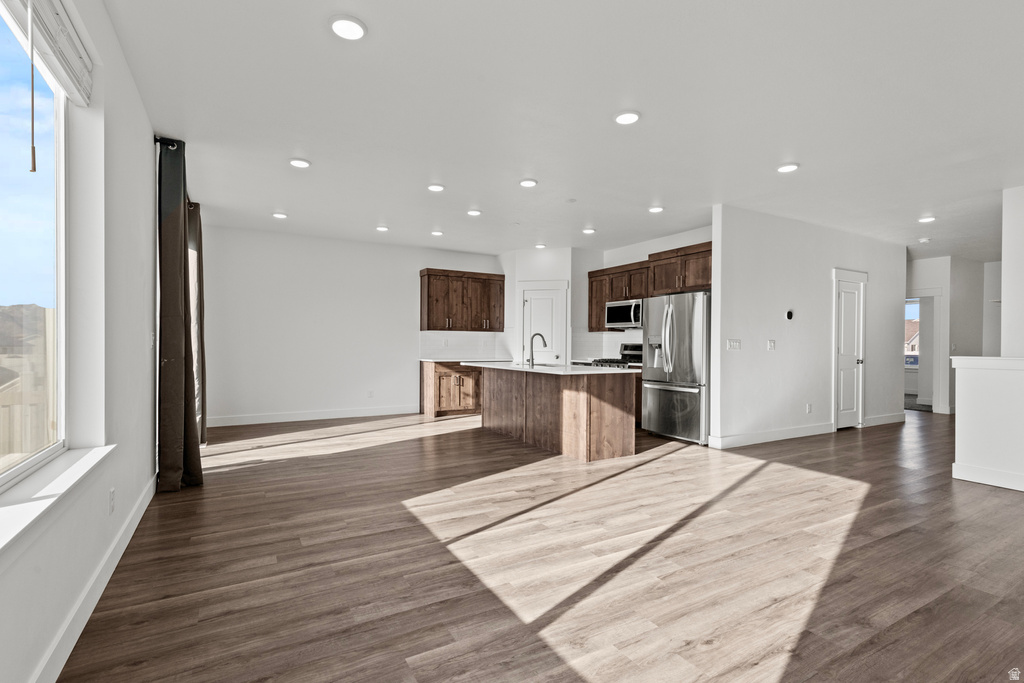 1274 E 480 S Hyrum, UT 84319