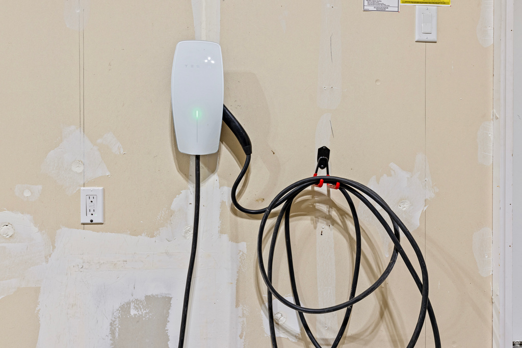 1274 E 480 S Hyrum, UT 84319