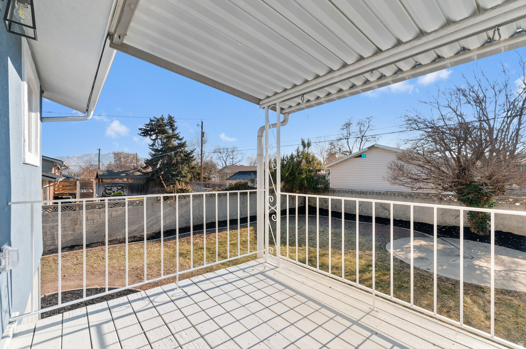 3329 W SUNNYBROOK DR West Valley City, UT 84119