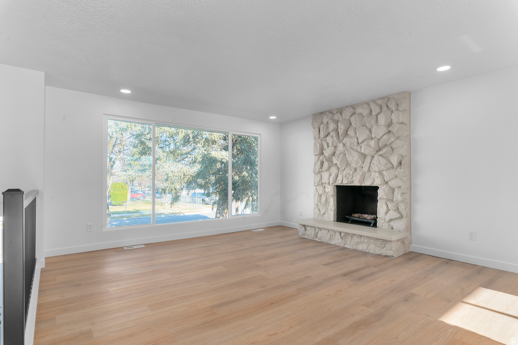 3329 W SUNNYBROOK DR West Valley City, UT 84119