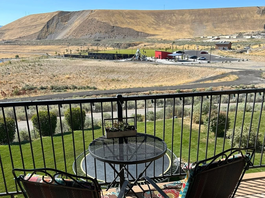 4863 N SHADY BEND LN Lehi, UT 84043