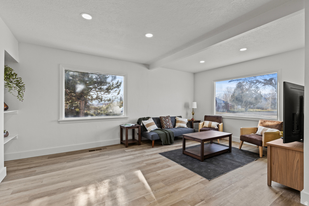 694 S 600 E River Heights, UT 84321