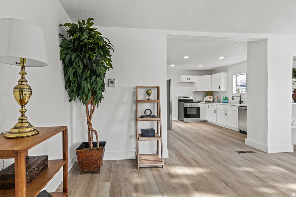 694 S 600 E River Heights, UT 84321