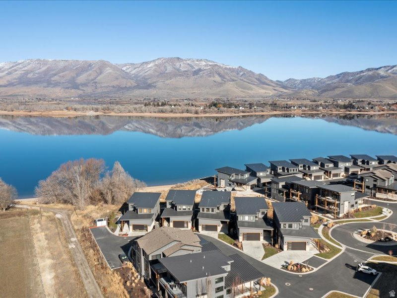 746 S 6300 E Huntsville, UT 84317