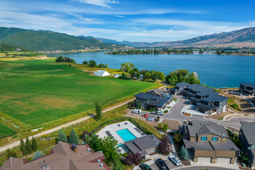 746 S 6300 E Huntsville, UT 84317