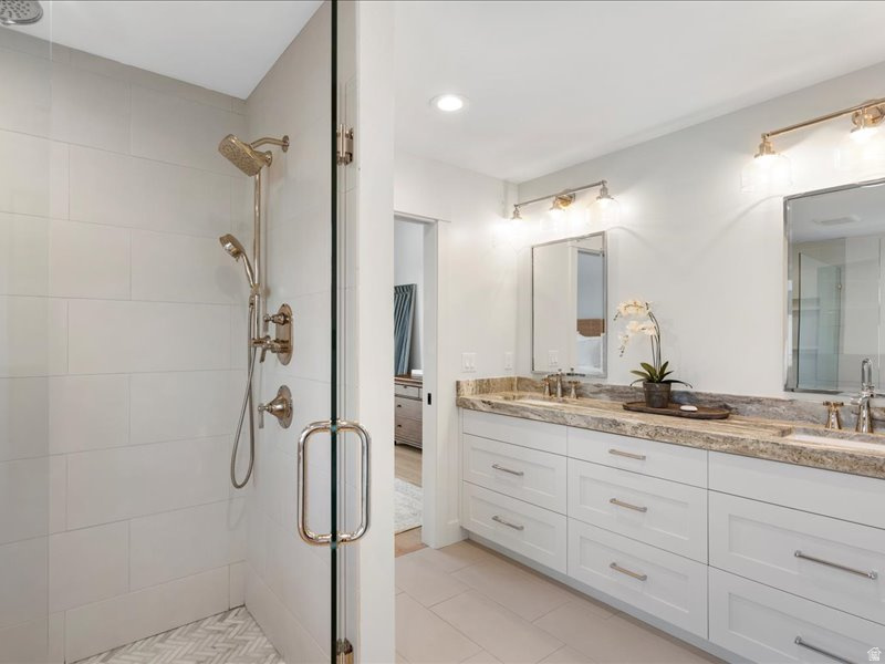 746 S 6300 E Huntsville, UT 84317