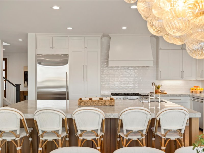 746 S 6300 E Huntsville, UT 84317