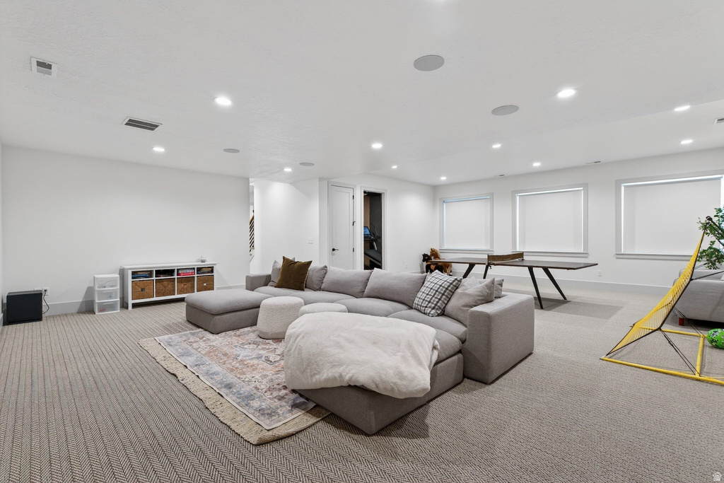 6978 W DOCKSIDER DR South Jordan, UT 84009